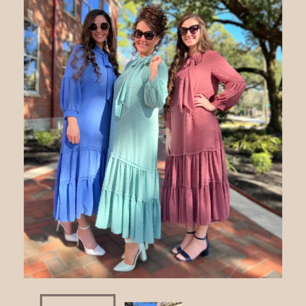 SOLD Diana Swiss dot dress- Antique Rose - Picture 3 of 6